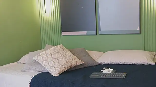 Luxa_Velvet webcam