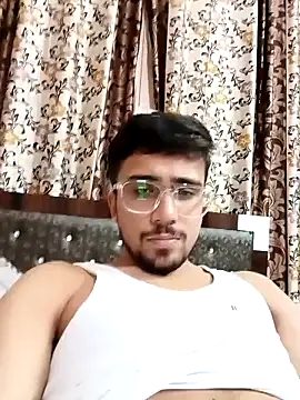 big_indiancock (M young) - Public Cum show