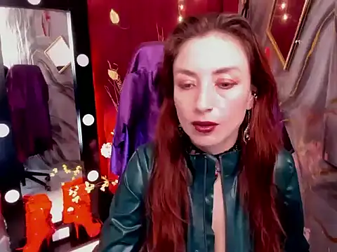 Queenscarlettsecret webcam