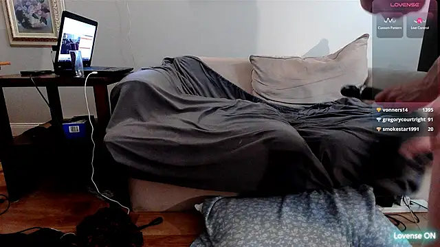 EmoDream1998 webcam