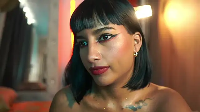 JulietaWinona webcam
