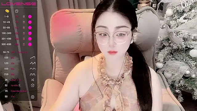 Monica-666888- webcam