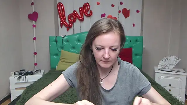 MeganPirs webcam