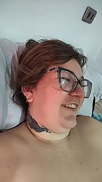 HunnyyLove webcam