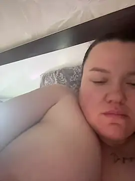SunnyLeila2101 webcam
