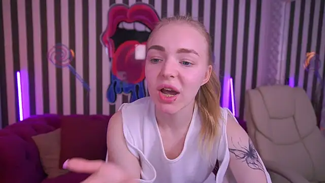 EmilySunshineS webcam