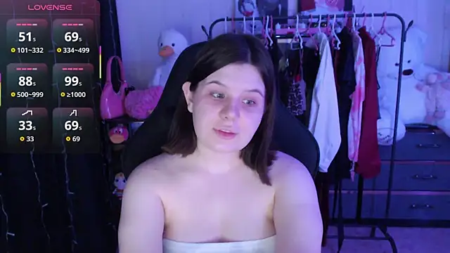 AmyVibess webcam