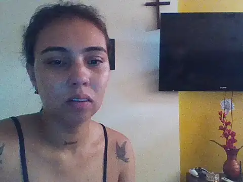 EmmaSplycer02 webcam