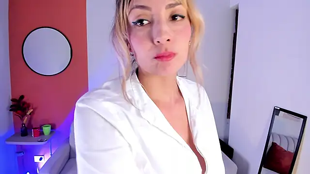 marie_bass webcam