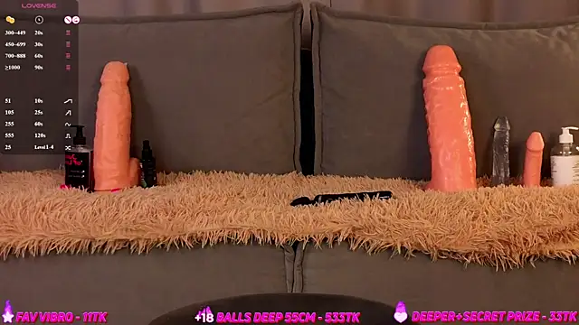 MaeWilkins webcam
