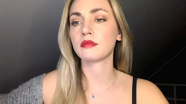 ScarlettSensitive webcam