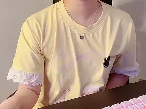 hunhun122 webcam