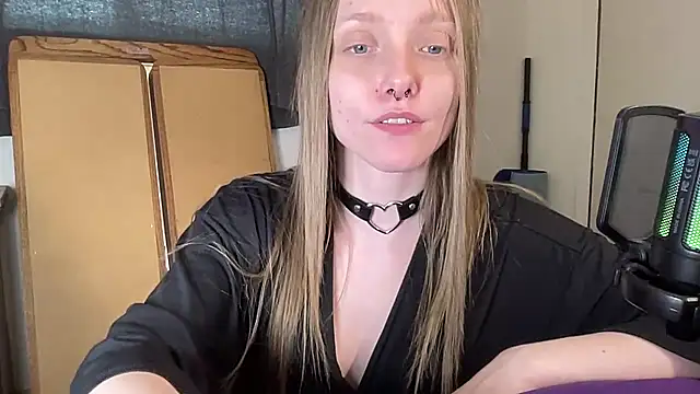 ElfGirlAna webcam