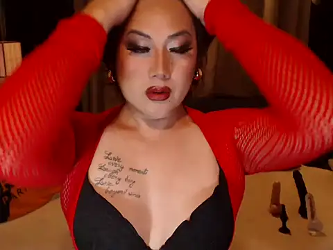 YourMistressAggy webcam