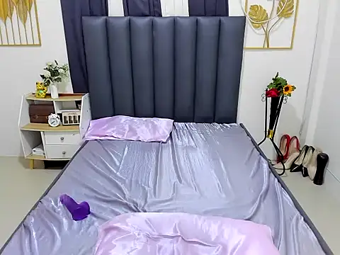 ava_gonz webcam