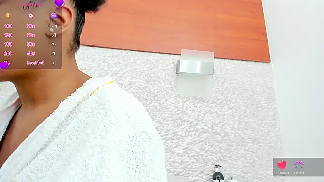 keylaa_nahir webcam