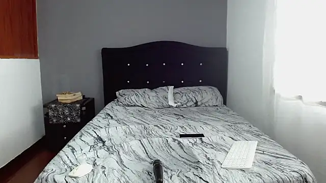 Emilia_1995 webcam