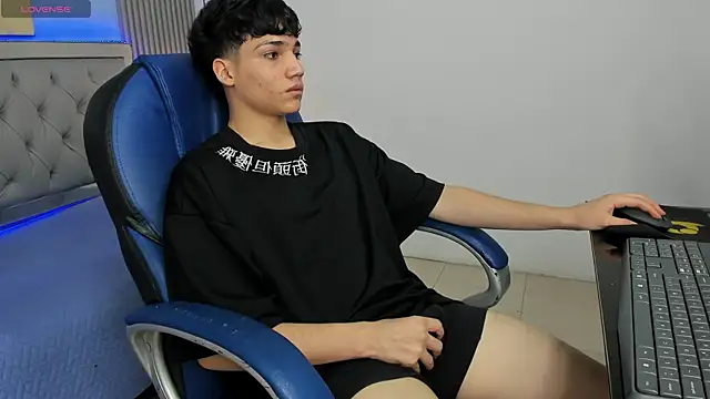 SamBlack_ webcam