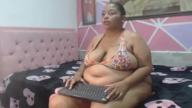 Doll_rihana webcam
