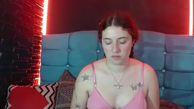 Cherry_Boom18 webcam