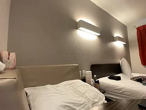 SamyHot2025 webcam