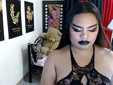 TSbrianaHugeCock webcam