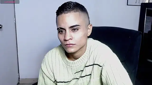 Liiamthompson webcam