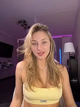 Mally_Say webcam
