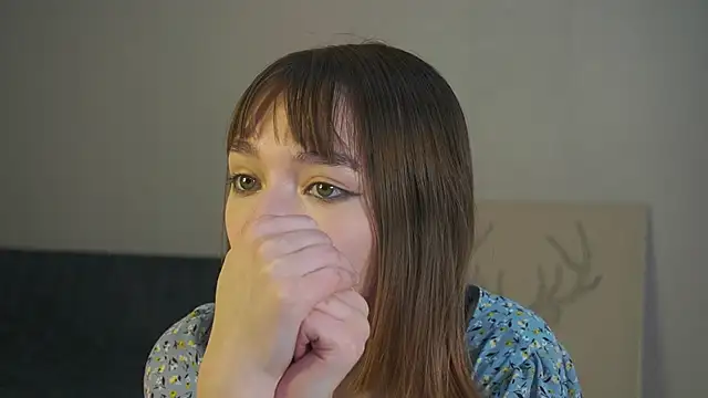 Leyla_crsh webcam
