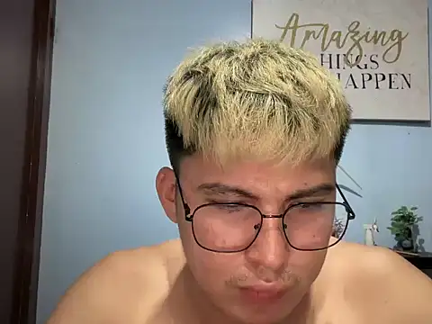 kingdirtyfog - Kingdirtyfog's free webcam - UK Sex Cams