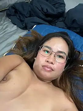 Ponthip webcam