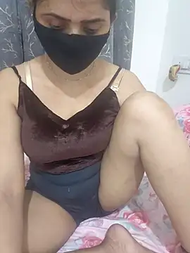 Aarti909090 webcam