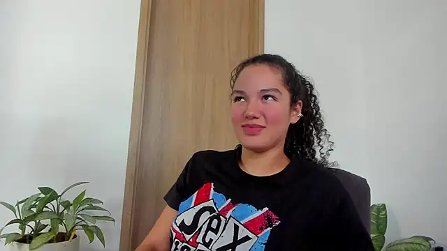 MiaRouseex webcam