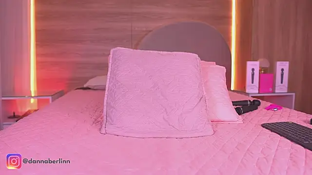 danna_berlin_ webcam
