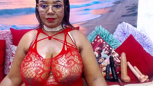MATURExxxASS webcam