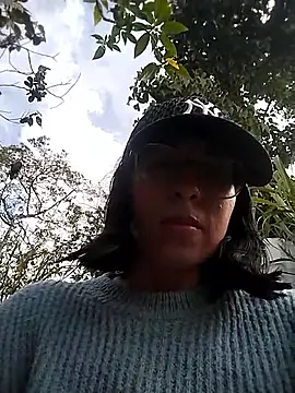 MirandaSingle webcam
