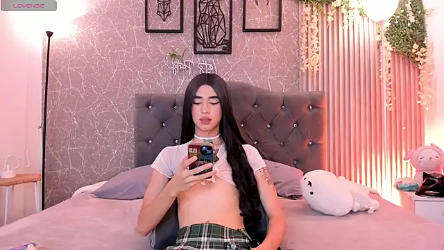 lana_gill1 webcam