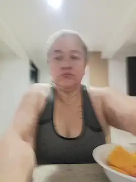 CheekySnowQueen_69 webcam