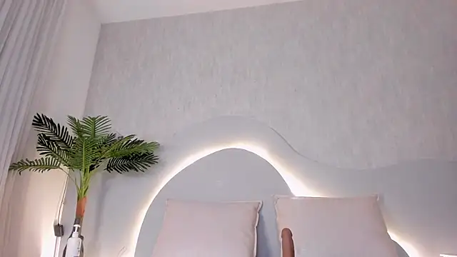 CannelaSmith webcam