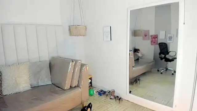 veronica_b07 webcam