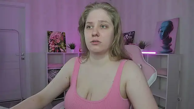 Megan_Violer webcam