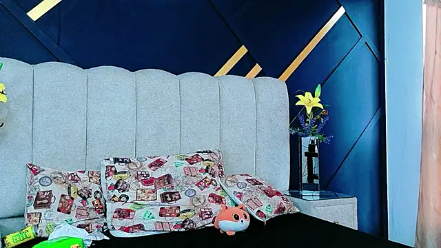 NikiEvanz webcam