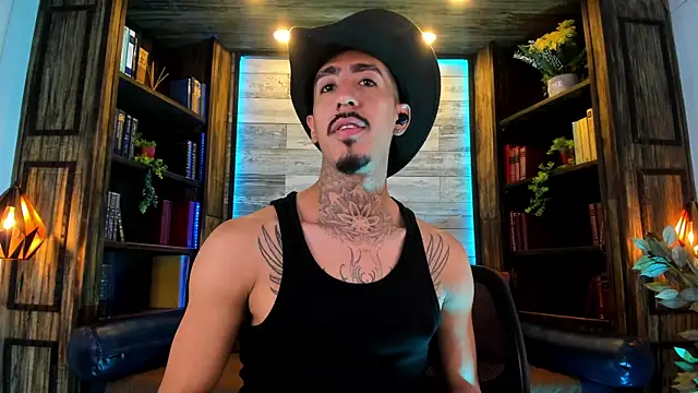 Donovan_Desmond webcam