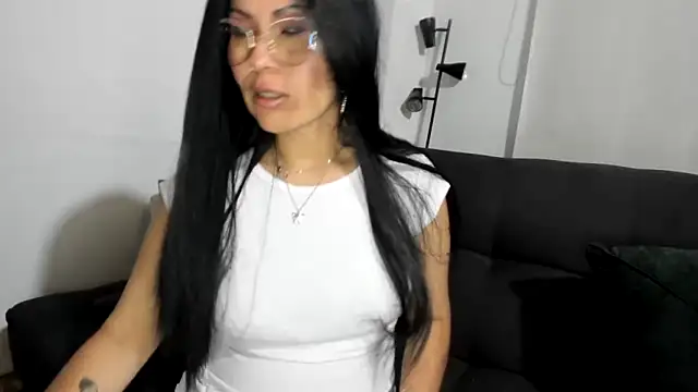 Tania_mature webcam