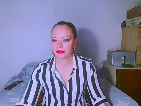 Aliceessencex webcam