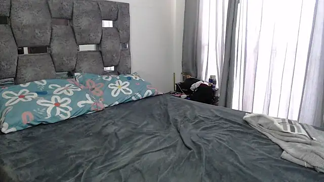 sara_hott_1 webcam
