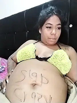 emma_purple_ webcam