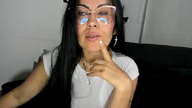 Tania_mature webcam