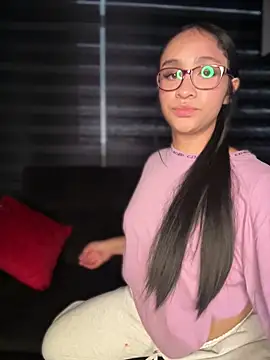 Isabella-Teen webcam