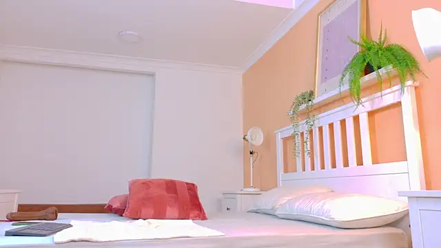 SeleneGibson__ webcam